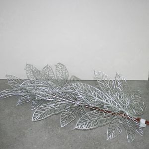 Blätterzweig silber
