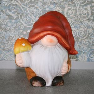 Wichtel mit Kürbis/Pilz