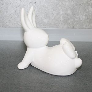 Hase liegend